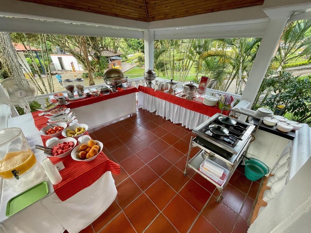 Hotel Hacienda El Diamante Villeta Ngoại thất bức ảnh