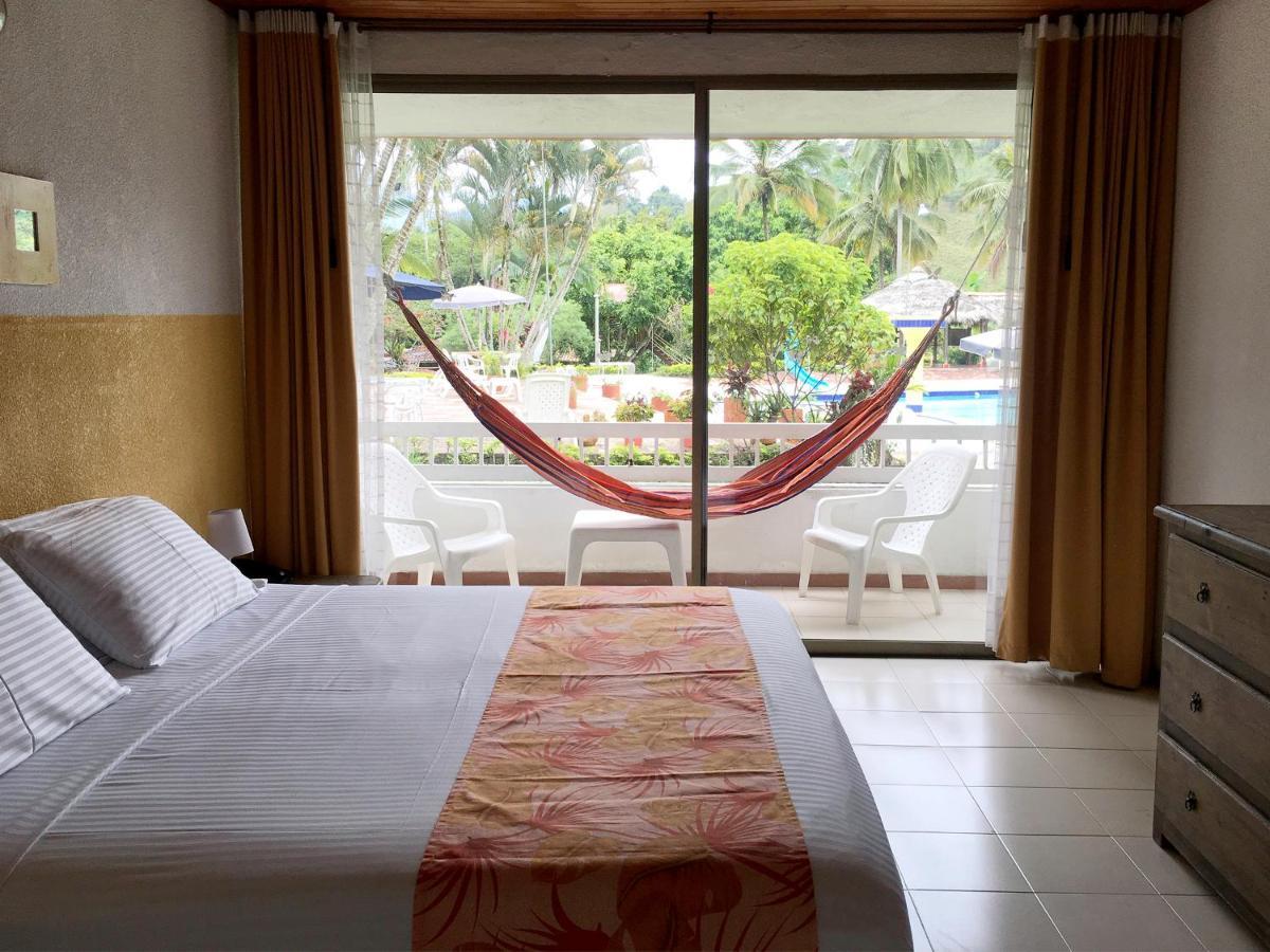 Hotel Hacienda El Diamante Villeta Ngoại thất bức ảnh