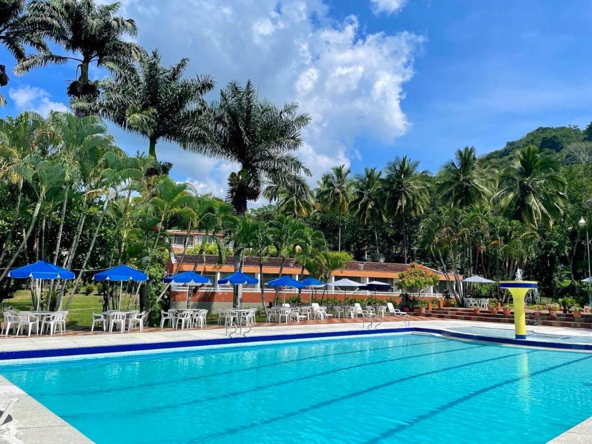 Hotel Hacienda El Diamante Villeta Ngoại thất bức ảnh