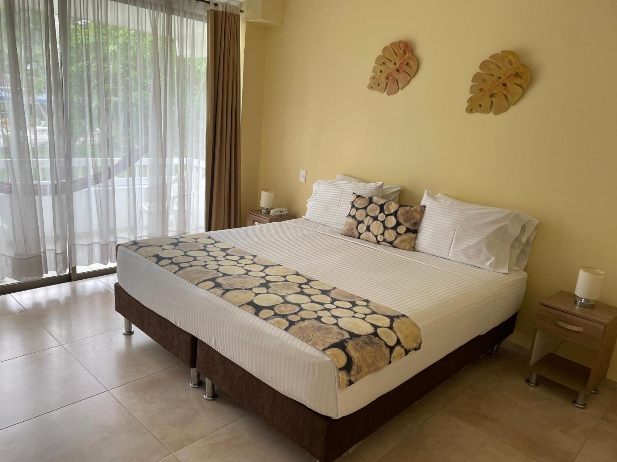 Hotel Hacienda El Diamante Villeta Ngoại thất bức ảnh