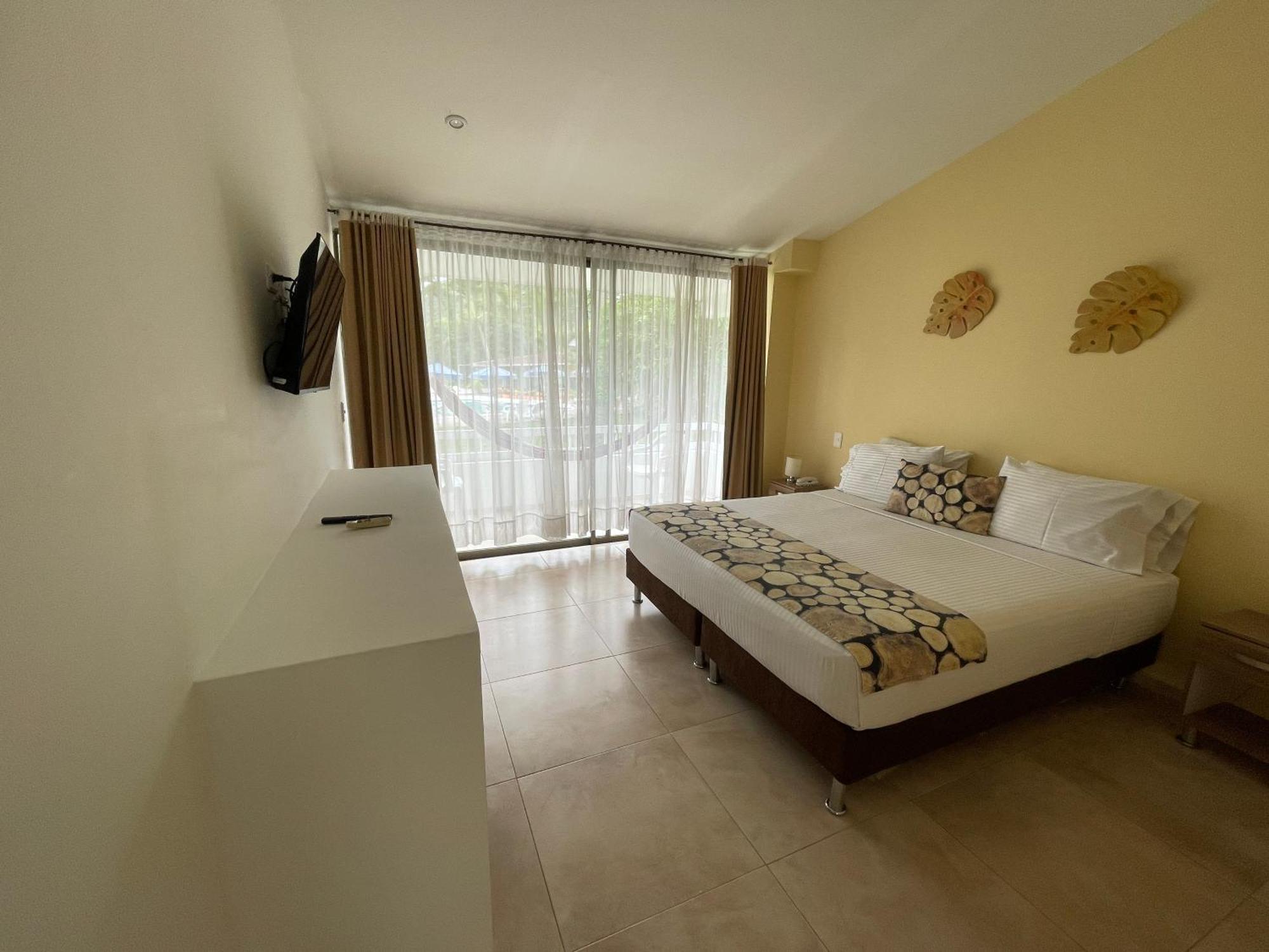 Hotel Hacienda El Diamante Villeta Ngoại thất bức ảnh