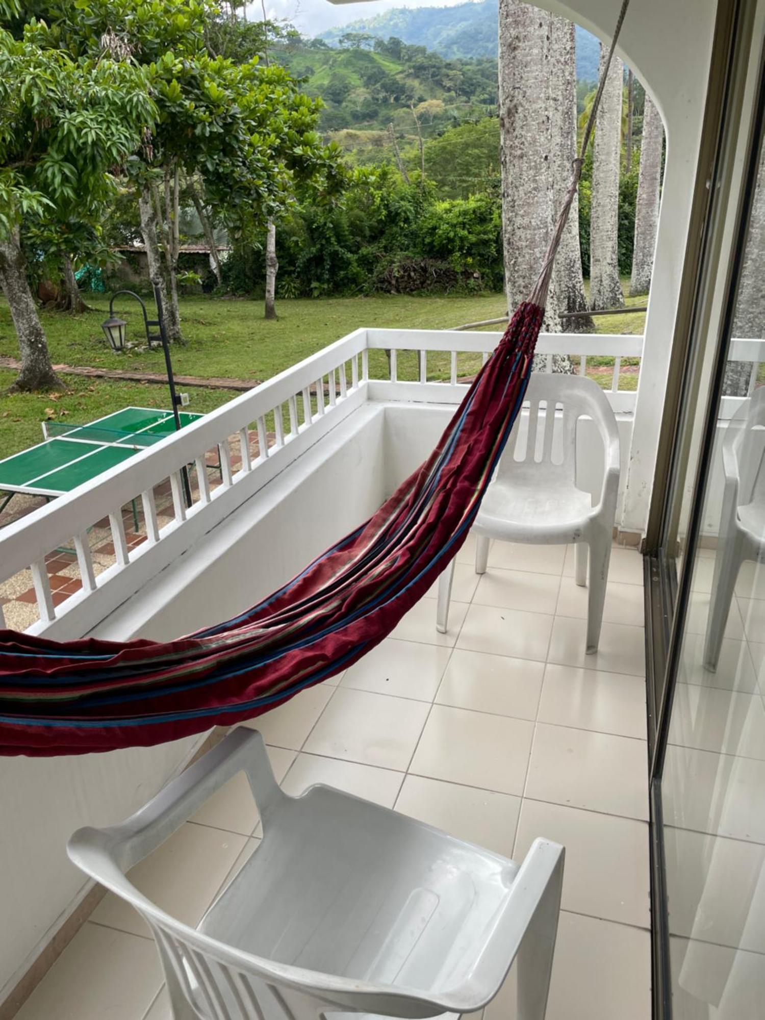 Hotel Hacienda El Diamante Villeta Ngoại thất bức ảnh