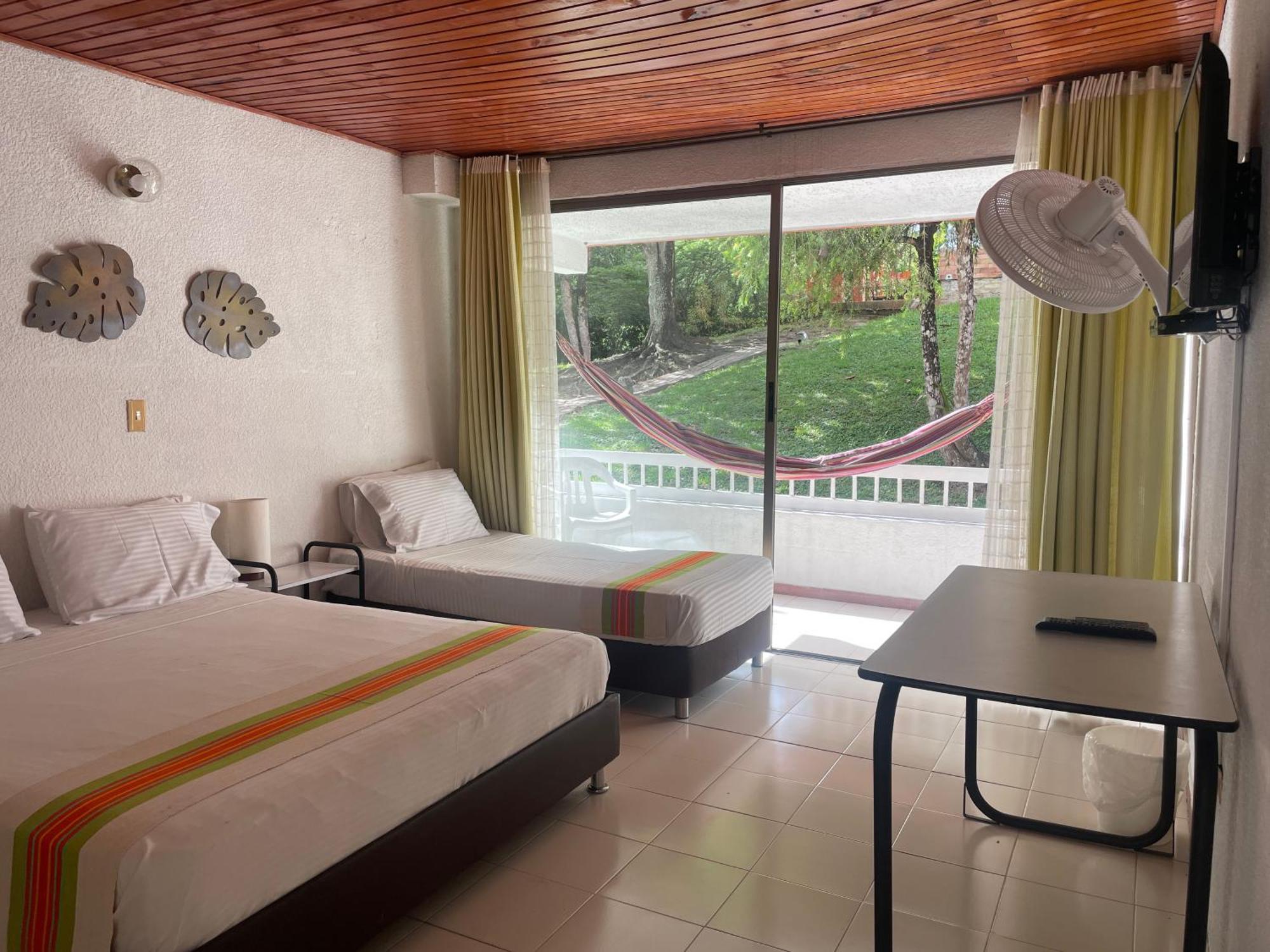 Hotel Hacienda El Diamante Villeta Ngoại thất bức ảnh