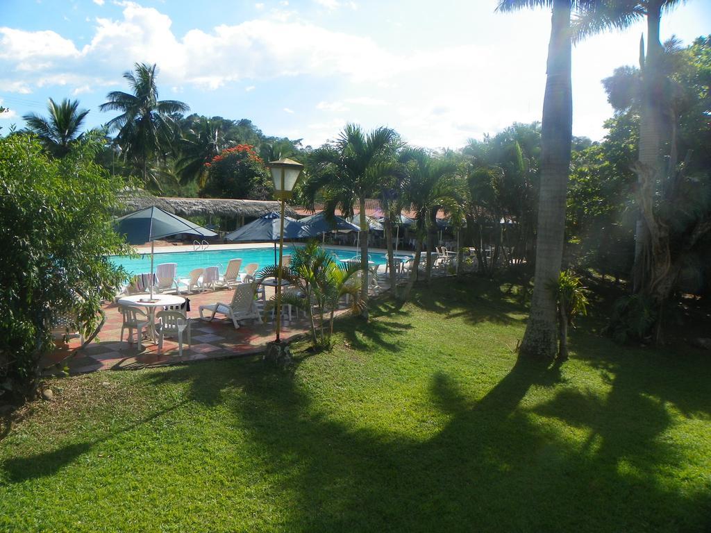 Hotel Hacienda El Diamante Villeta Ngoại thất bức ảnh