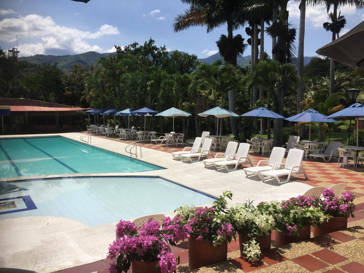 Hotel Hacienda El Diamante Villeta Ngoại thất bức ảnh
