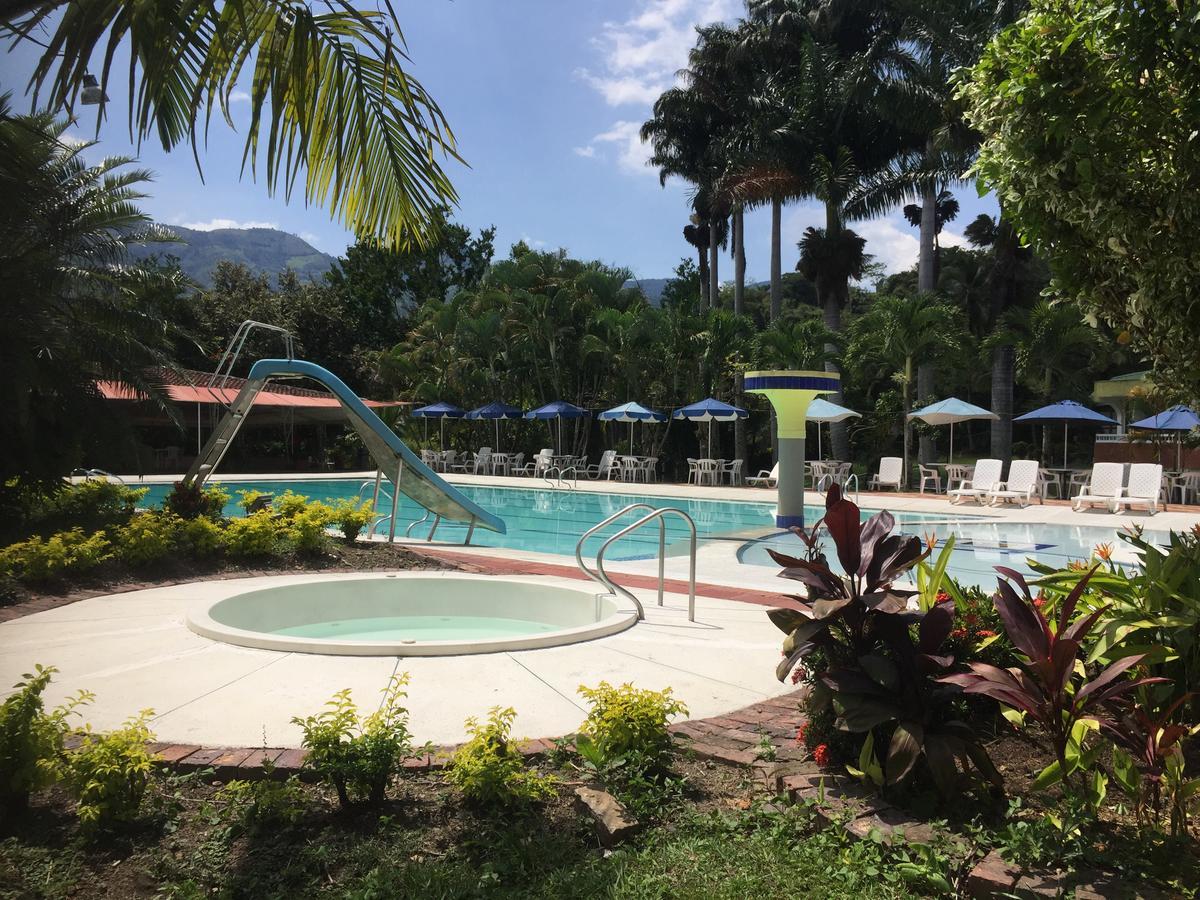 Hotel Hacienda El Diamante Villeta Ngoại thất bức ảnh