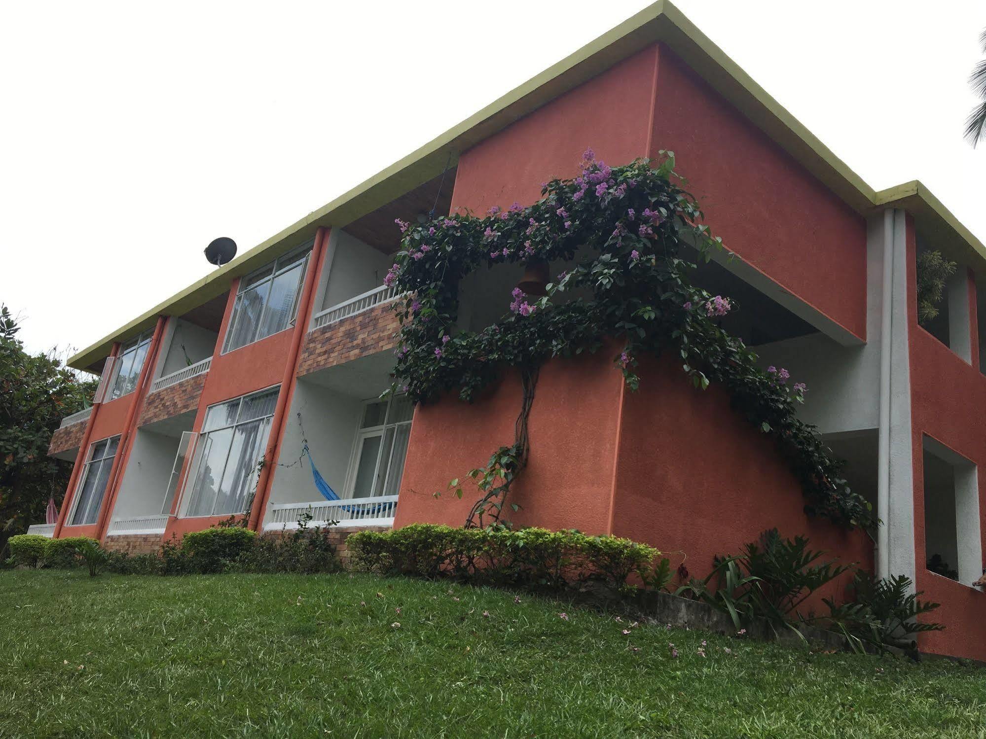 Hotel Hacienda El Diamante Villeta Ngoại thất bức ảnh