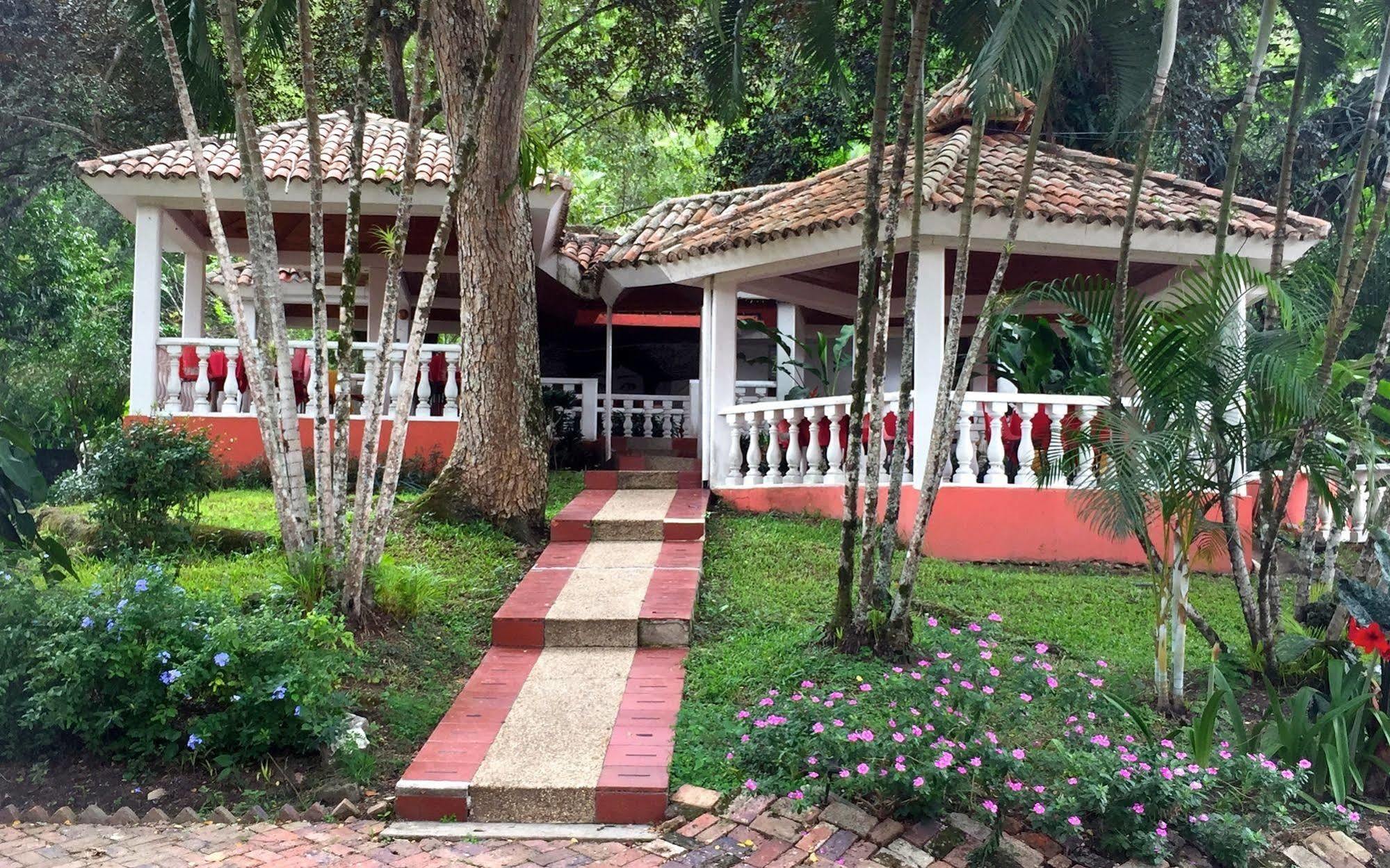 Hotel Hacienda El Diamante Villeta Ngoại thất bức ảnh