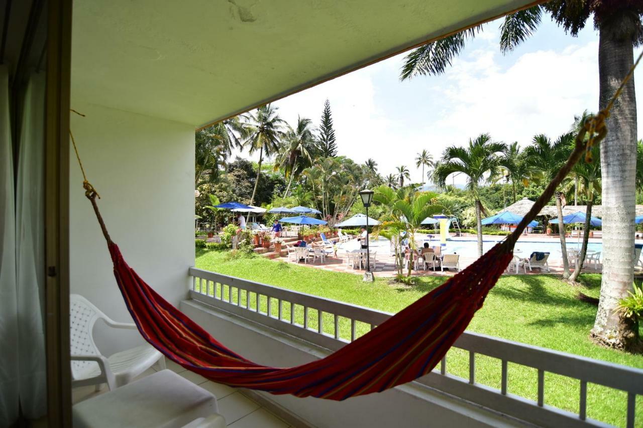 Hotel Hacienda El Diamante Villeta Ngoại thất bức ảnh